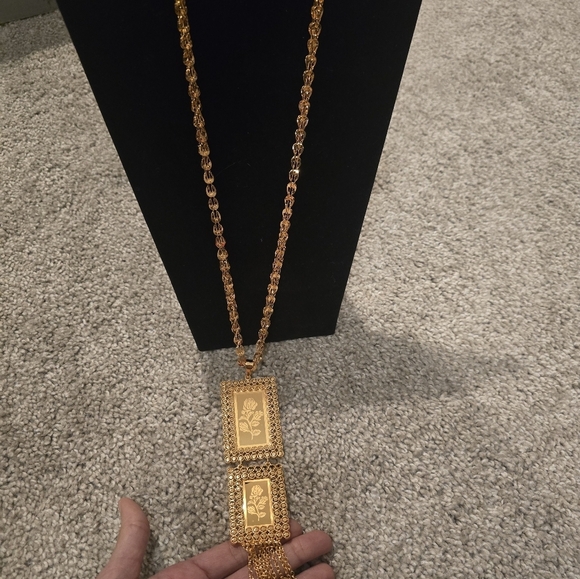 24kgp Dubai Jewelry Elegant Gold Necklace with Intricate Design - Picture 7 of 10